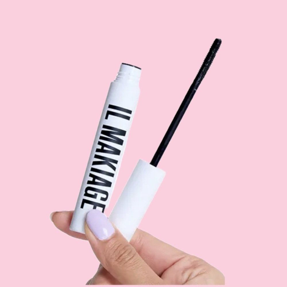 IL MAKIAGE BLACK CARD LENGTHEN MASCARA (NIB)